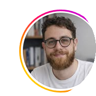 Lucas, Assistente Social